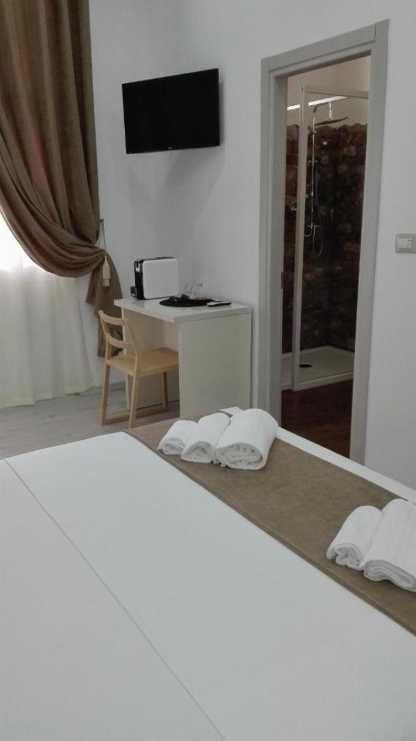 Brilliant Camere image 30
